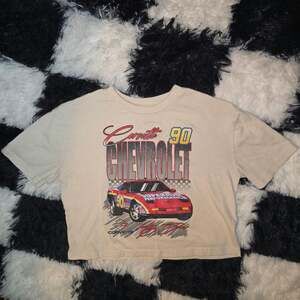 Chemistry Chevrolet Corvette Graphic Cropped T Shirt Beige XS